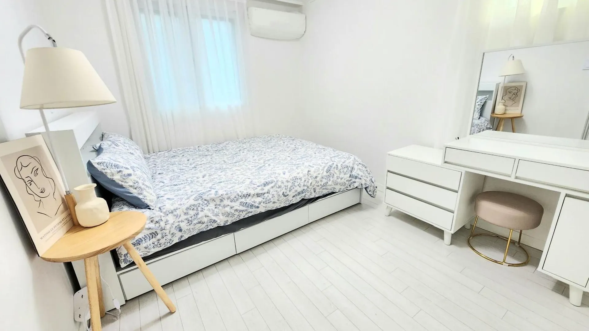 Seoul Stay Bukchon 주차가능 확인필요